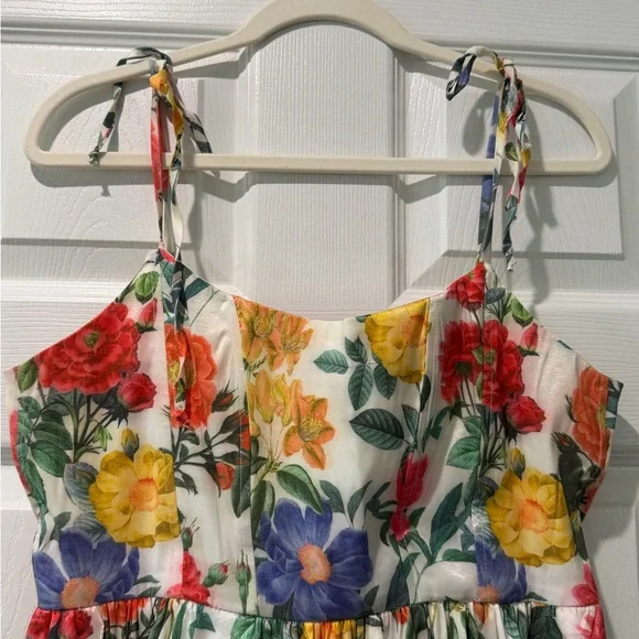 Show Me Your Mumu Juliet Maxi in Charm Peony White Taffeta size Large - Picture 6 of 14